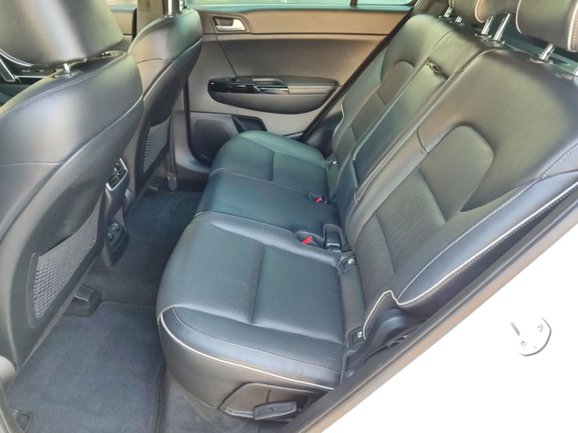 Kia Sportage SUV 177к.с. Бензин - автомобили, коли, обяви за нови и употребявани 11