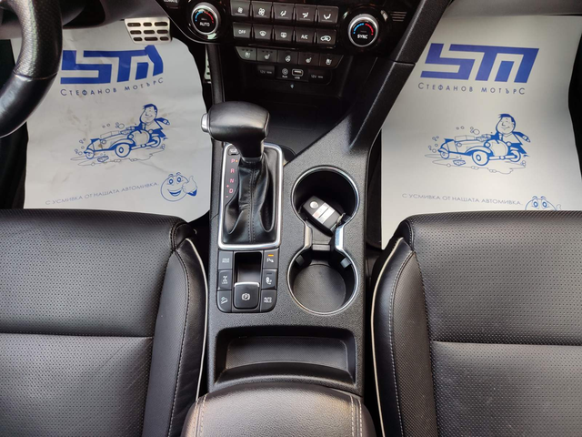Kia Sportage SUV 177к.с. Бензин - автомобили, коли, обяви за нови и употребявани 12