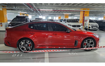kia-stinger - 3