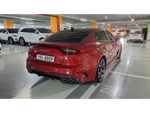 KIA STINGER - автомобили, коли, обяви за нови и употребявани 4