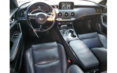 Kia Stinger 2.0L 4 Rear-wheel drive - автомобили, коли, обяви за нови и употребявани 7