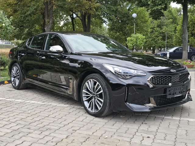 Kia Stinger 2.2CRDI 4WD GT Line FULL - автомобили, коли, обяви за нови и употребявани 0