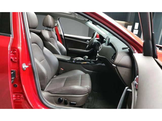 Kia Stinger 2.0 Turbo AWD * НАЙ-ДОБРА ЦЕНА В БЪЛГАРИЯ* - автомобили, коли, обяви за нови и употребявани 8