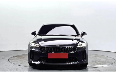 kia-stinger - 2
