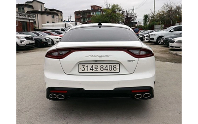 kia-stinger - 4