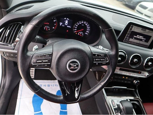 Kia Stinger 2.0 Turbo 2WD * НАЙ-ДОБРА ЦЕНА В БЪЛГАРИЯ* - автомобили, коли, обяви за нови и употребявани 7