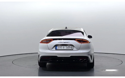 kia-stinger - 3