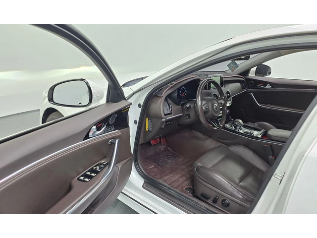 Kia Stinger 2.2 Diesel 2WD * НАЙ-ДОБРА ЦЕНА В БЪЛГАРИЯ* - автомобили, коли, обяви за нови и употребявани 9