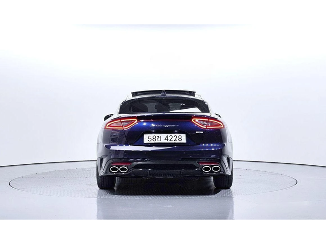 Kia Stinger 2.0 Turbo AWD * НАЙ-ДОБРА ЦЕНА В БЪЛГАРИЯ* - автомобили, коли, обяви за нови и употребявани 3