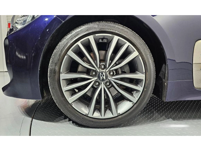 Kia Stinger 2.0 Turbo AWD * НАЙ-ДОБРА ЦЕНА В БЪЛГАРИЯ* - автомобили, коли, обяви за нови и употребявани 4