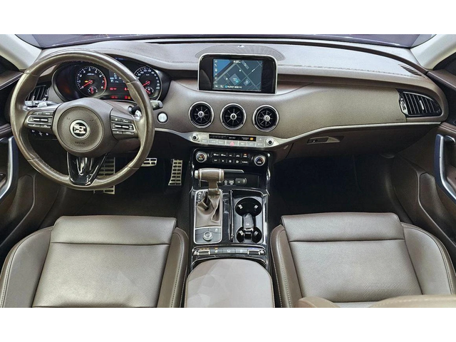 Kia Stinger 2.0 Turbo AWD * НАЙ-ДОБРА ЦЕНА В БЪЛГАРИЯ* - автомобили, коли, обяви за нови и употребявани 6