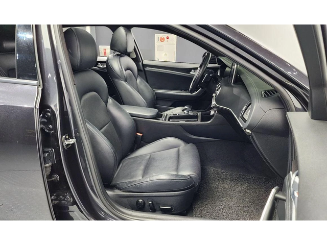 Kia Stinger 2.0 Turbo AWD * НАЙ-ДОБРА ЦЕНА В БЪЛГАРИЯ* - автомобили, коли, обяви за нови и употребявани 10