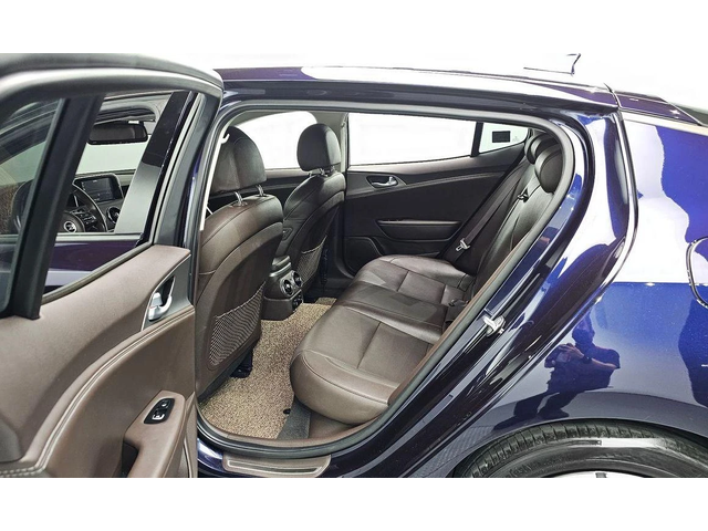 Kia Stinger 2.0 Turbo AWD * НАЙ-ДОБРА ЦЕНА В БЪЛГАРИЯ* - автомобили, коли, обяви за нови и употребявани 10