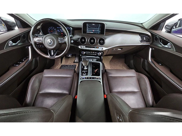 Kia Stinger 2.0 Turbo AWD * НАЙ-ДОБРА ЦЕНА В БЪЛГАРИЯ* - автомобили, коли, обяви за нови и употребявани 6