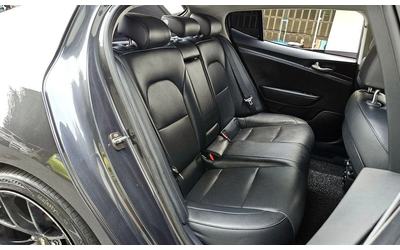 Kia Stinger 2.0 Turbo 2WD * НАЙ-ДОБРА ЦЕНА В БЪЛГАРИЯ* - автомобили, коли, обяви за нови и употребявани 11