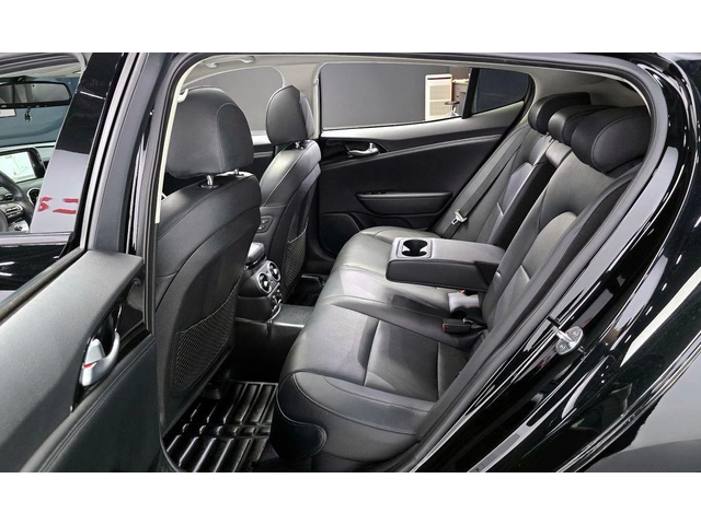 Kia Stinger 2.0 Turbo 2WD * НАЙ-ДОБРА ЦЕНА В БЪЛГАРИЯ* - автомобили, коли, обяви за нови и употребявани 11