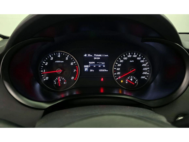 Kia Stinger 2.0 Turbo 2WD * НАЙ-ДОБРА ЦЕНА В БЪЛГАРИЯ* - автомобили, коли, обяви за нови и употребявани 7