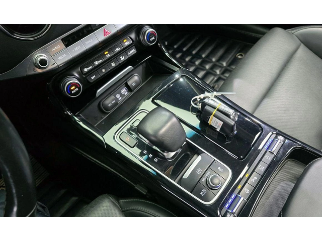 Kia Stinger 2.0 Turbo 2WD * НАЙ-ДОБРА ЦЕНА В БЪЛГАРИЯ* - автомобили, коли, обяви за нови и употребявани 8