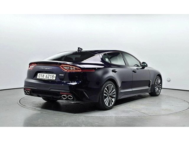 Kia Stinger 2.0 Turbo AWD * НАЙ-ДОБРА ЦЕНА В БЪЛГАРИЯ* - автомобили, коли, обяви за нови и употребявани 1