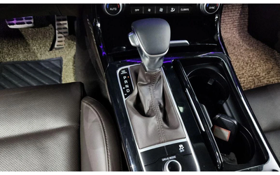 Kia Stinger 2.0 Turbo 2WD * НАЙ-ДОБРА ЦЕНА В БЪЛГАРИЯ* - автомобили, коли, обяви за нови и употребявани 8