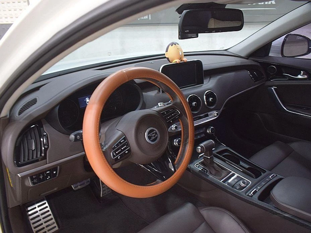 Kia Stinger 2.0 Turbo 2WD * НАЙ-ДОБРА ЦЕНА В БЪЛГАРИЯ* - автомобили, коли, обяви за нови и употребявани 3