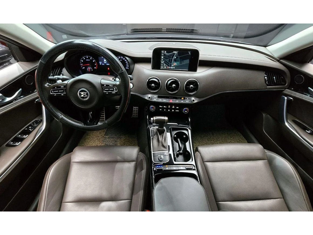 Kia Stinger 2.0 Turbo 2WD * НАЙ-ДОБРА ЦЕНА В БЪЛГАРИЯ* - автомобили, коли, обяви за нови и употребявани 6