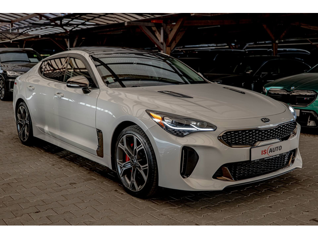KIA Stinger 3.3 GT/4WD/RCCW/BI-LED/LDWS/DAW/HuD/ - автомобили, коли, обяви за нови и употребявани 1