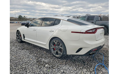 kia-stinger-3-3l-6-rear-wheel-drive - 2