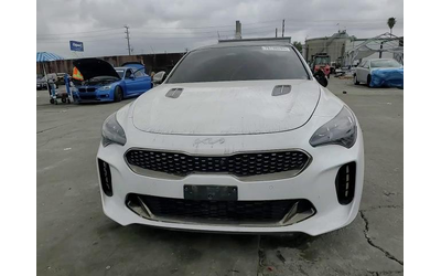 kia-stinger-3-3l-6-rear-wheel-drive - 0