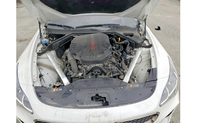 Kia Stinger 3.3L 6 Rear-wheel drive - автомобили, коли, обяви за нови и употребявани 12