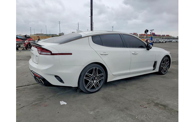 kia-stinger-3-3l-6-rear-wheel-drive - 3