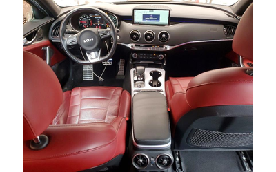 Kia Stinger 3.3L 6 Rear-wheel drive - автомобили, коли, обяви за нови и употребявани 8