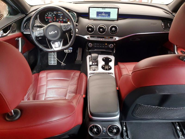 Kia Stinger 3.3L 6 Rear-wheel drive - автомобили, коли, обяви за нови и употребявани 8