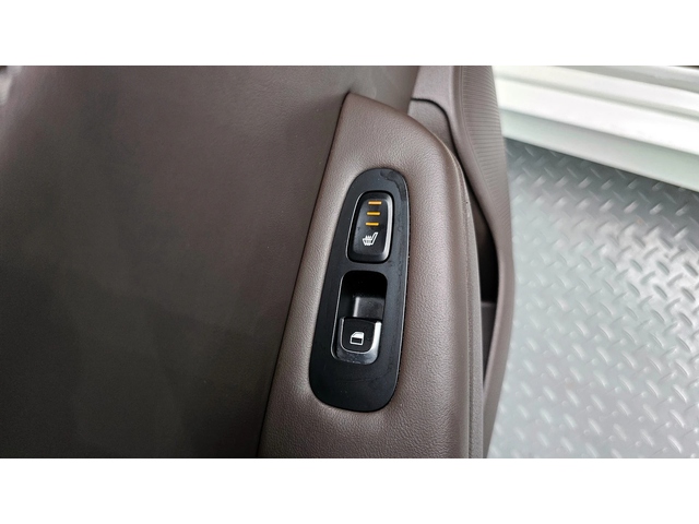 Kia Stinger 2.0 Turbo 2WD Platinum autogeorge.com - автомобили, коли, обяви за нови и употребявани 13