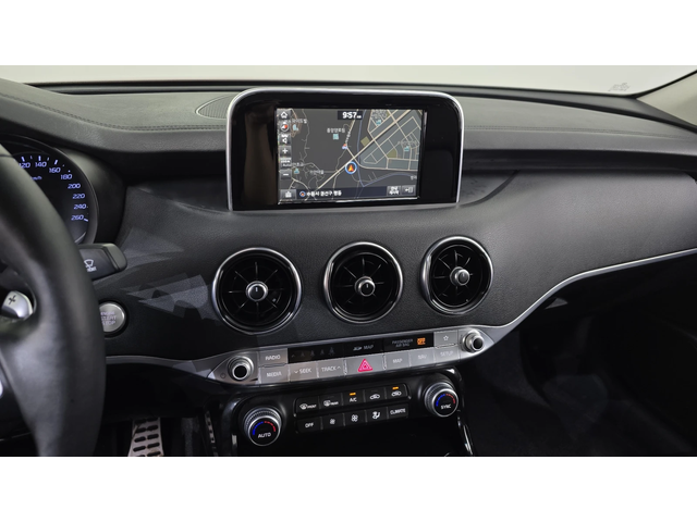 Kia Stinger 2.0T 2WD PRIME autogeorge.com - автомобили, коли, обяви за нови и употребявани 12