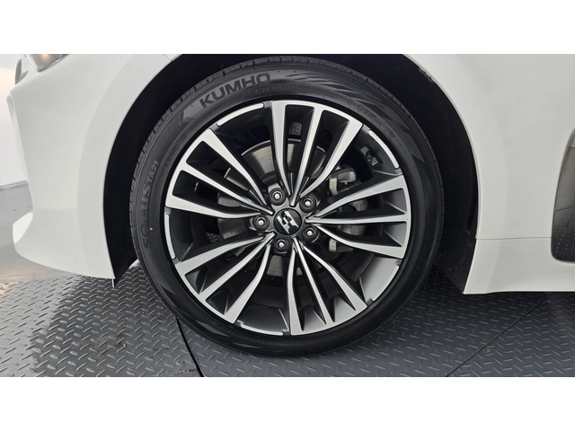 Kia Stinger 2.0T 2WD PRIME autogeorge.com - автомобили, коли, обяви за нови и употребявани 4