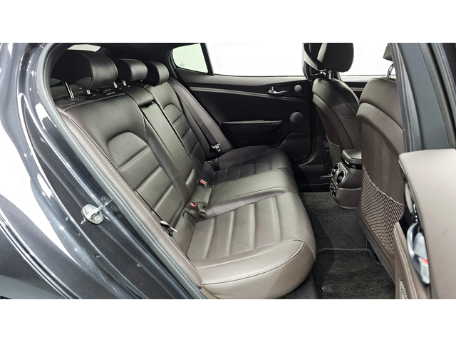 Kia Stinger 2.0T 2WD PLATINUM autogeorge.com - автомобили, коли, обяви за нови и употребявани 10