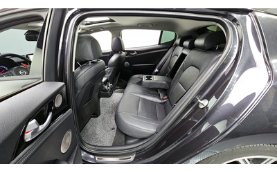 Kia Stinger 2.0T 2WD PLATINUM autogeorge.com - автомобили, коли, обяви за нови и употребявани 9