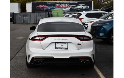 kia-stinger - 4