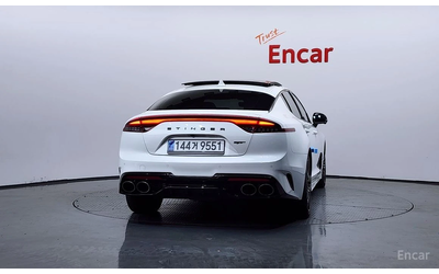 kia-stinger - 3
