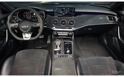 Kia Stinger 3.3GT AWD Acro Edition* HEAD-UP* HARMAN KARDON* 36 - автомобили, коли, обяви за нови и употребявани 8