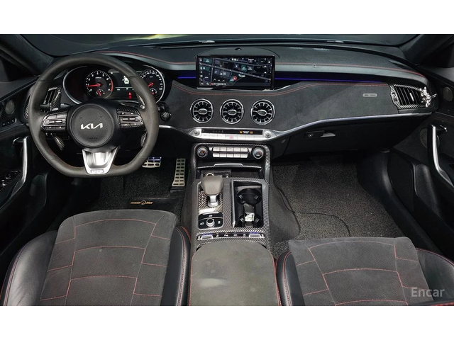 Kia Stinger 3.3GT AWD Acro Edition* HEAD-UP* HARMAN KARDON* 36 - автомобили, коли, обяви за нови и употребявани 8