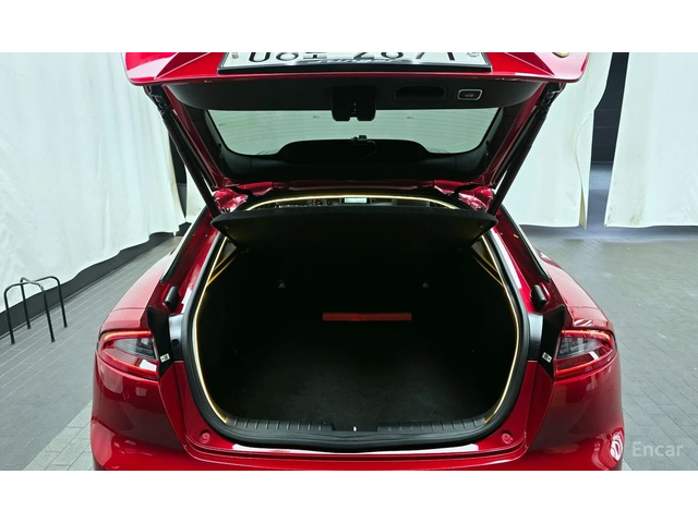 Kia Stinger GT* BREMBO* HEAD-UP* 360 CAM* ОБДУХВАНЕ* ШИБИДАХ - автомобили, коли, обяви за нови и употребявани 6