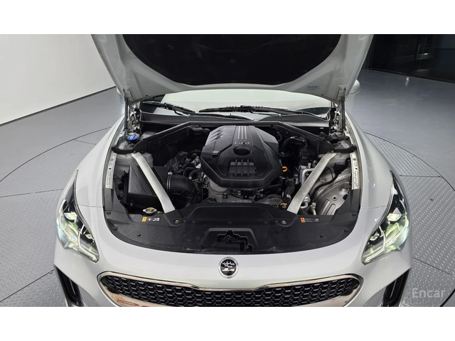 Kia Stinger PLATINUM* ПОДГРЕВ* ОБДУХВАНЕ* КАМЕРА* ШИБИДАХ - автомобили, коли, обяви за нови и употребявани 5