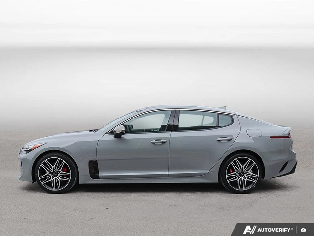 Kia Stinger GT Line 2 3.3 - автомобили, коли, обяви за нови и употребявани 5
