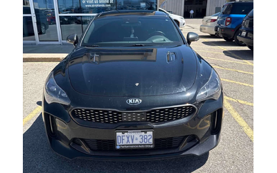 kia-stinger - 2