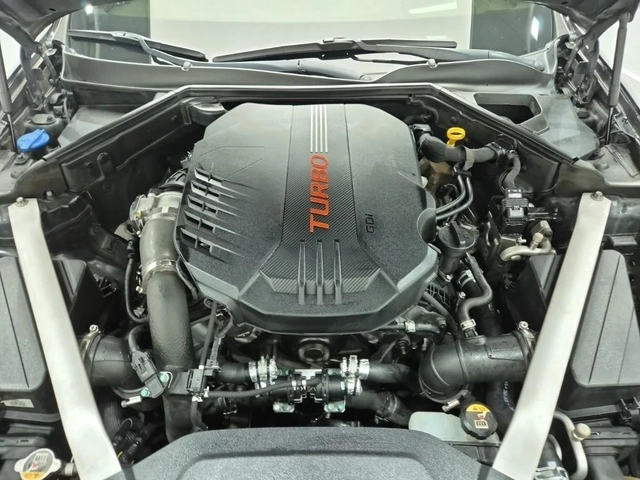 Kia Stinger GT 3.3 TURBO - автомобили, коли, обяви за нови и употребявани 4
