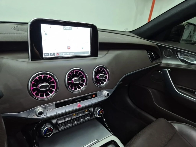 Kia Stinger GT 3.3 TURBO - автомобили, коли, обяви за нови и употребявани 7