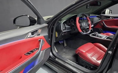 kia-stinger - 1