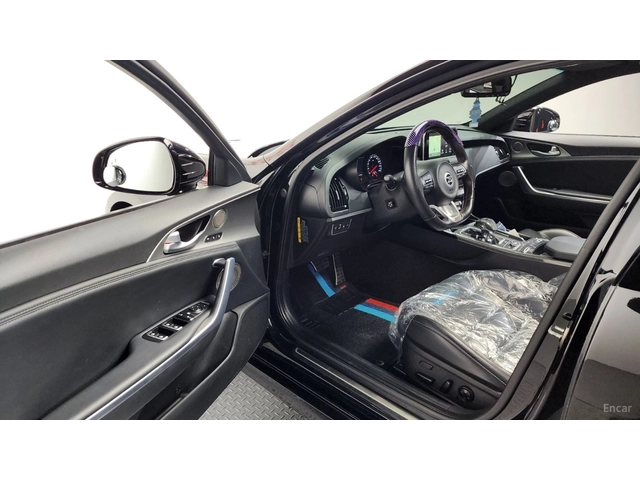 Kia Stinger 3.3 GT TURBO* ОБДУХ* 360* HUD* ПАНО - автомобили, коли, обяви за нови и употребявани 9